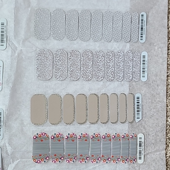 Jamberry Nail Lot - Blushing Floral, Metallic Berry, Iced, Luna, Silver Frost - Picture 4 of 11